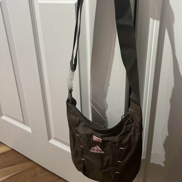 GOOD CONDITION~ Vintage Adidas Crossbody Bag - Picture 3 of 6